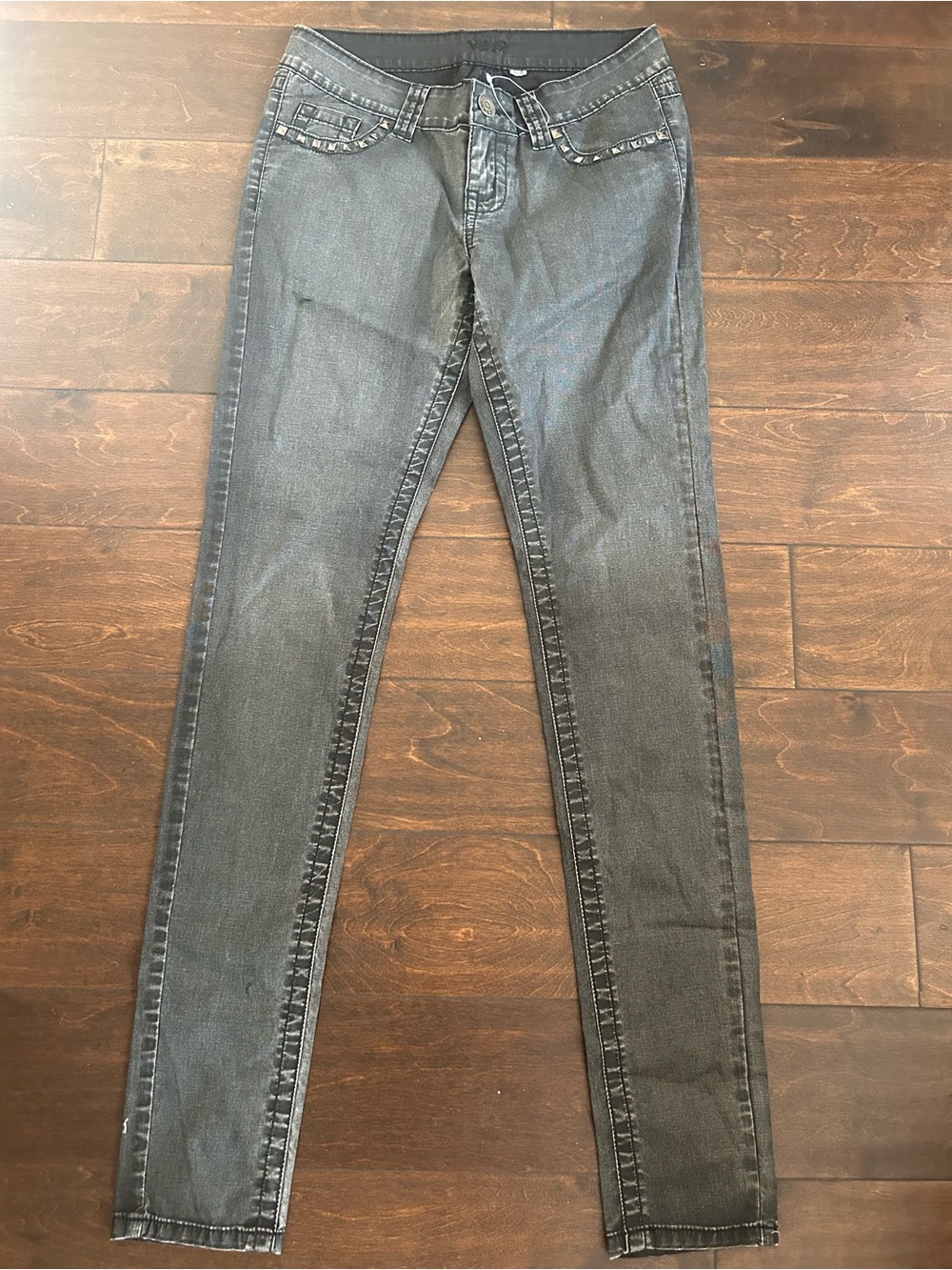 VIP Jeans Women’s New Sz 5/6 Skinny Studded Gray